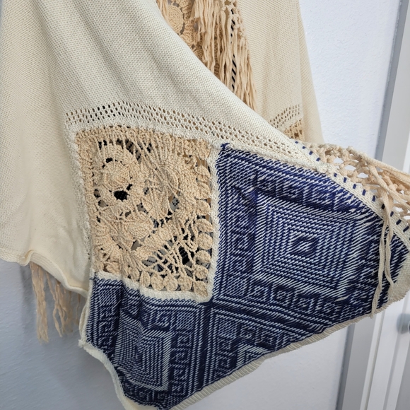 Anthropologie Angel Of The North Chapala Poncho Wrap Boho - Picture 7 of 9